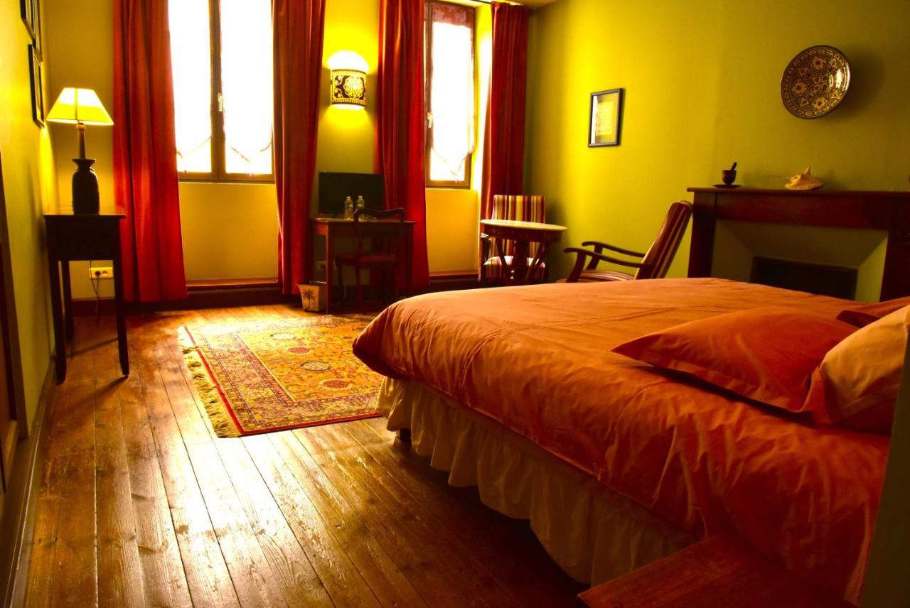 Logis Hotel Le Boudoir Belvès Exterior foto