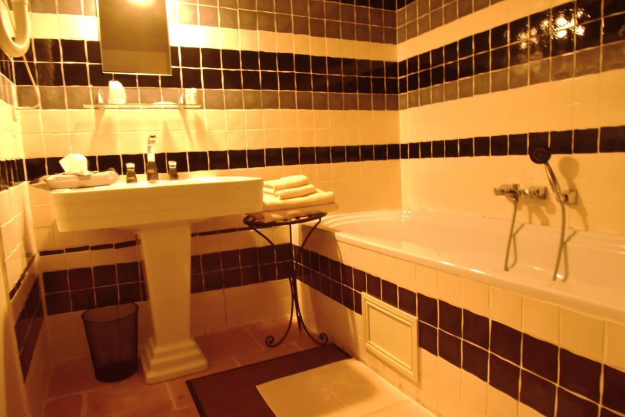 Logis Hotel Le Boudoir Belvès Exterior foto