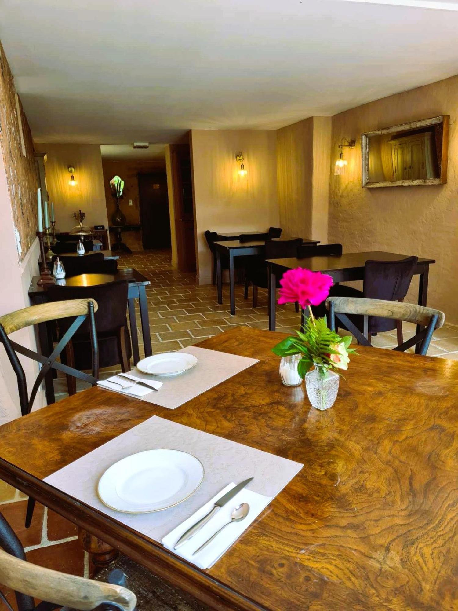 Logis Hotel Le Boudoir Belvès Exterior foto